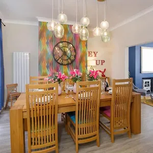 Holiday home The Milton - Stylish Terraced, York